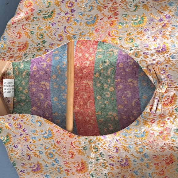 Vintage Silk Blend Top - Picture 2 of 3